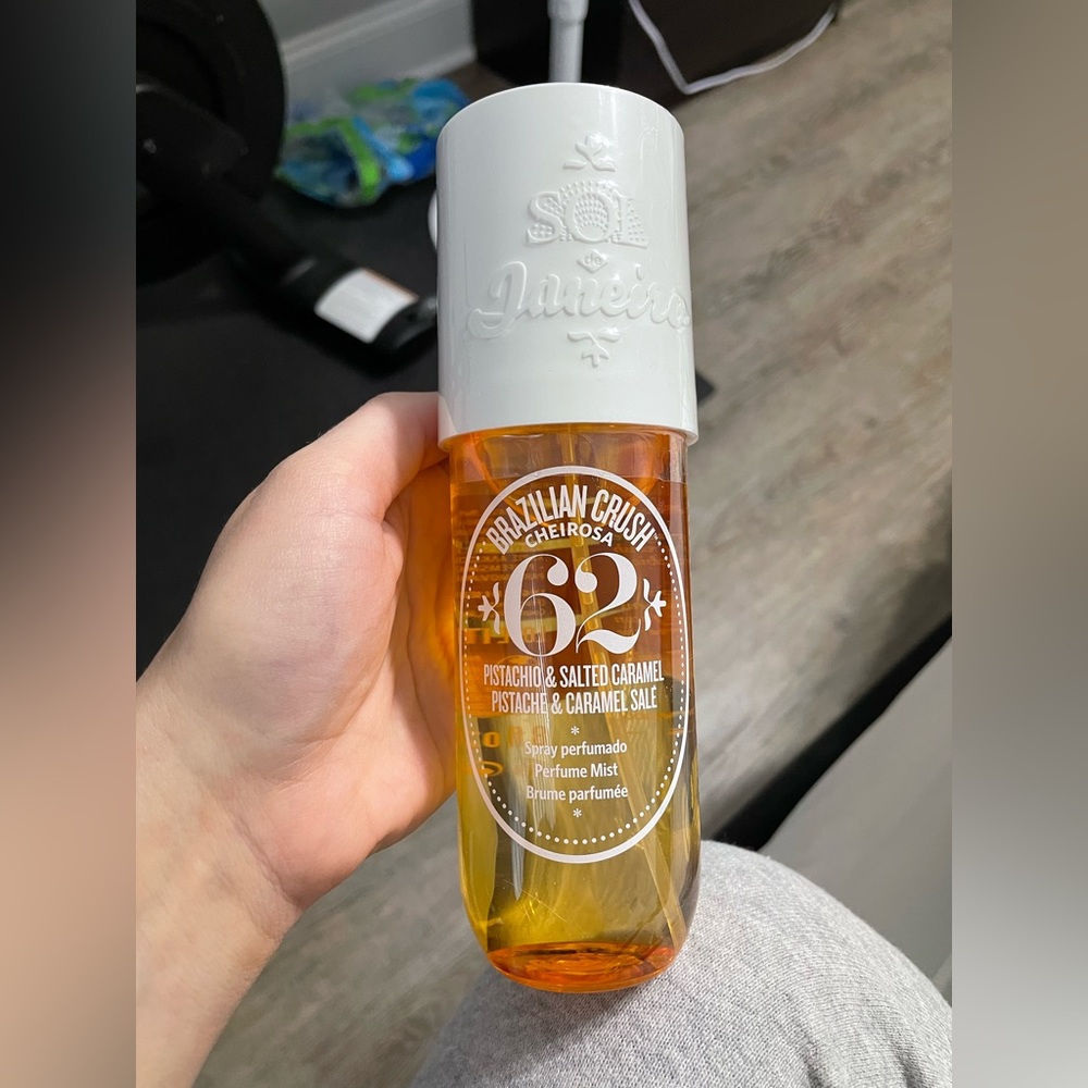 Sol de Janeiro 62 perfume